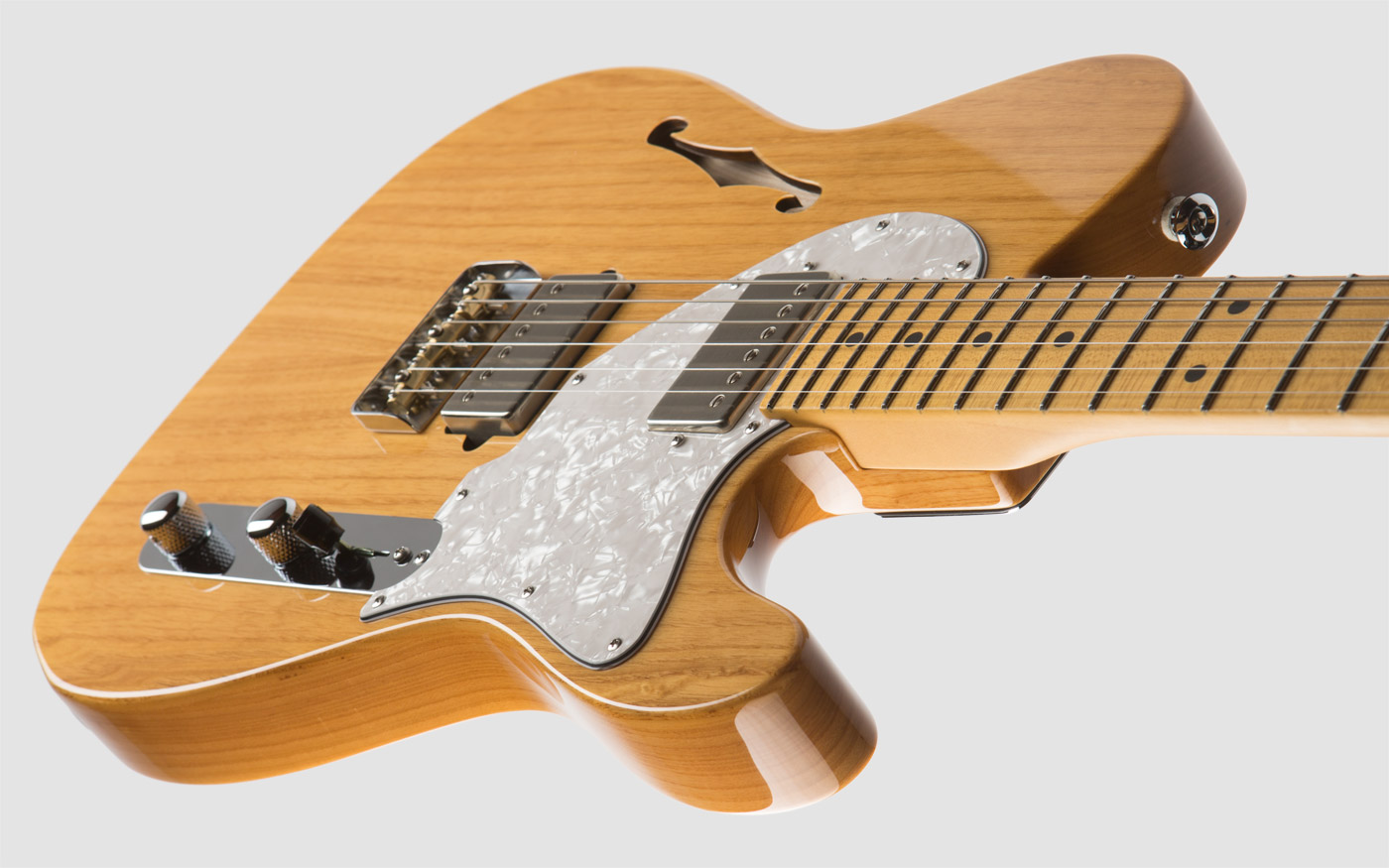 SUHR MODERN