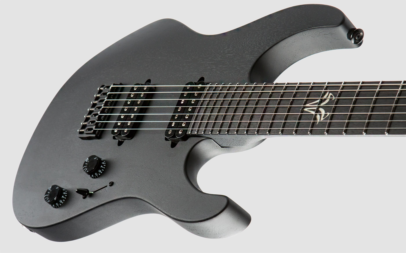 SUHR MODERN