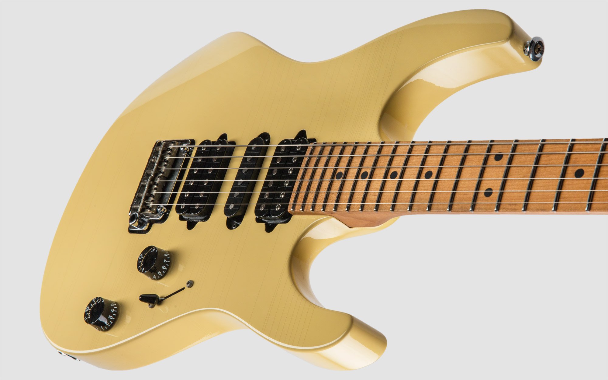 SUHR MODERN